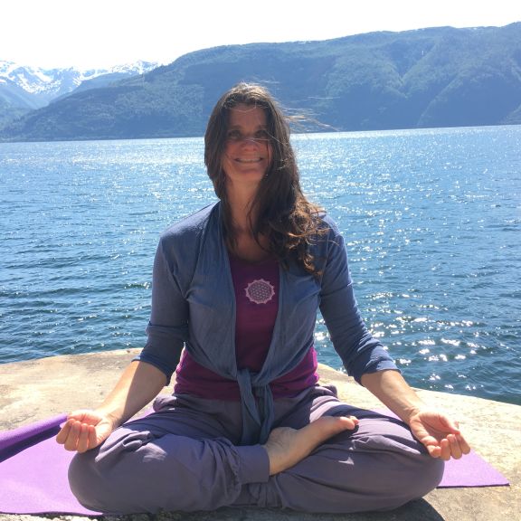 Anjali Yoga - Angelika Welter