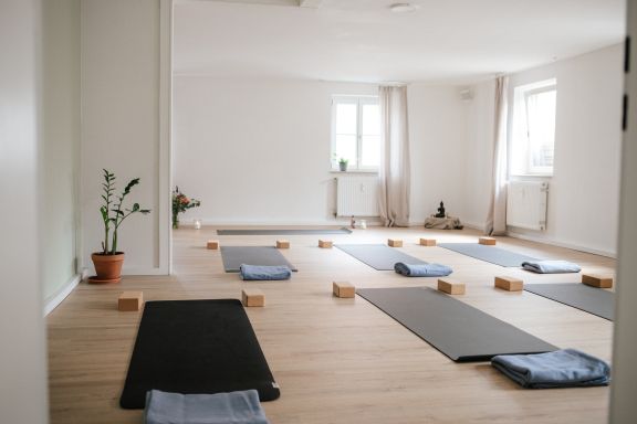SOUL MOVEMENT YOGA